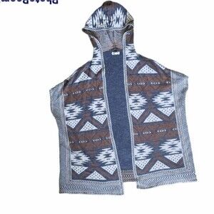 ARDENE HOODED OPEN FRONT SWEATER VEST AZTEC PRINT - OS